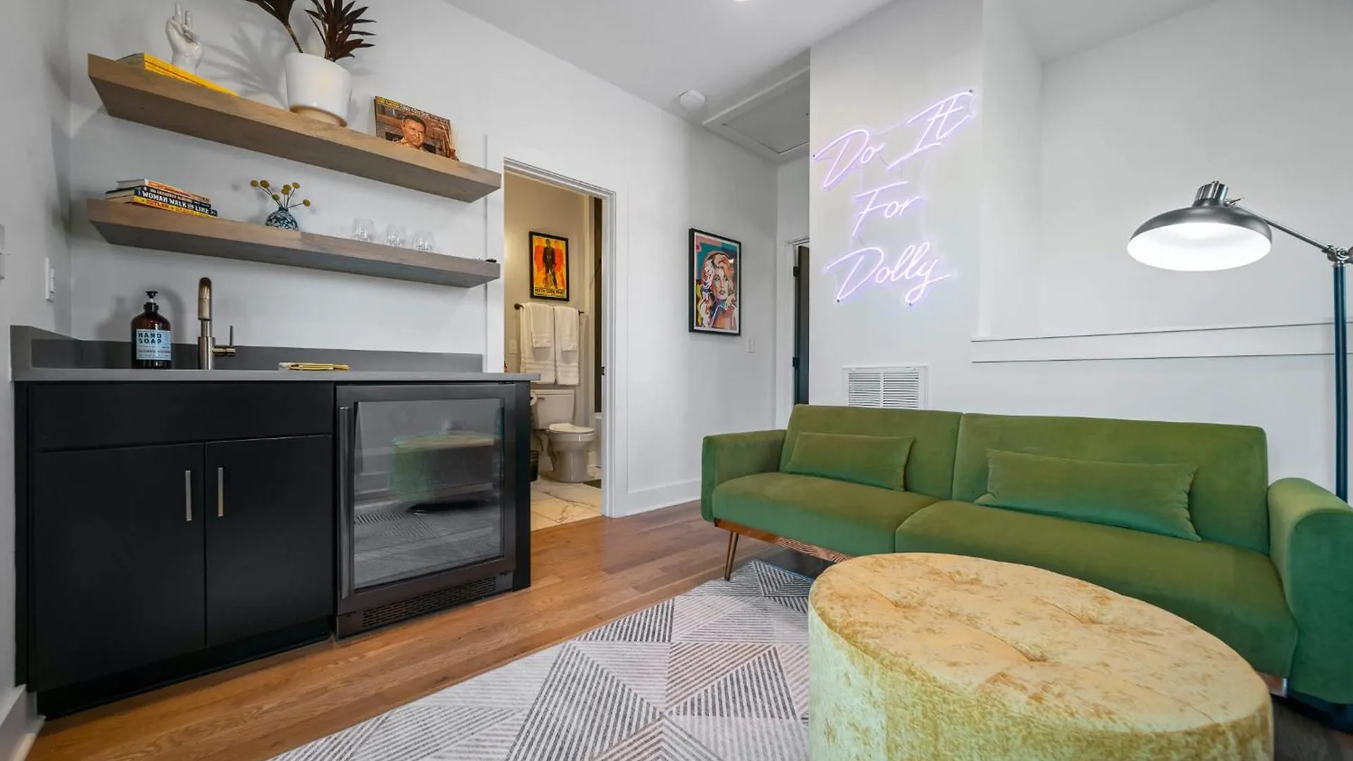Mid-Century Luxury Rooftop Lounge Near Broadway Nashville USA